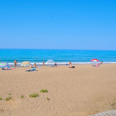 Holiday Studio Apartments Yannis On Agios Gordios Beach In Corfu エクステリア 写真