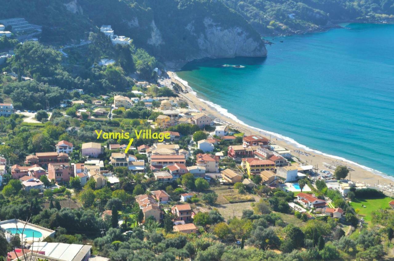 Holiday Studio Apartments Yannis On Agios Gordios Beach In Corfu エクステリア 写真